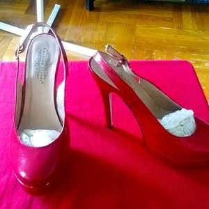 Heels patent leather